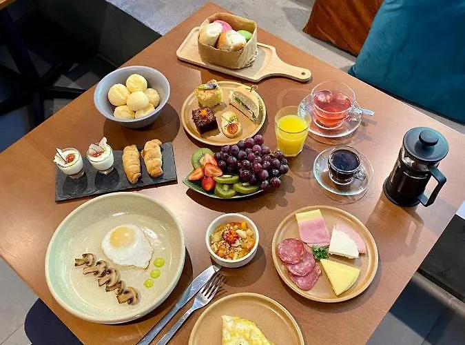 Swan Generation Hotel 4*