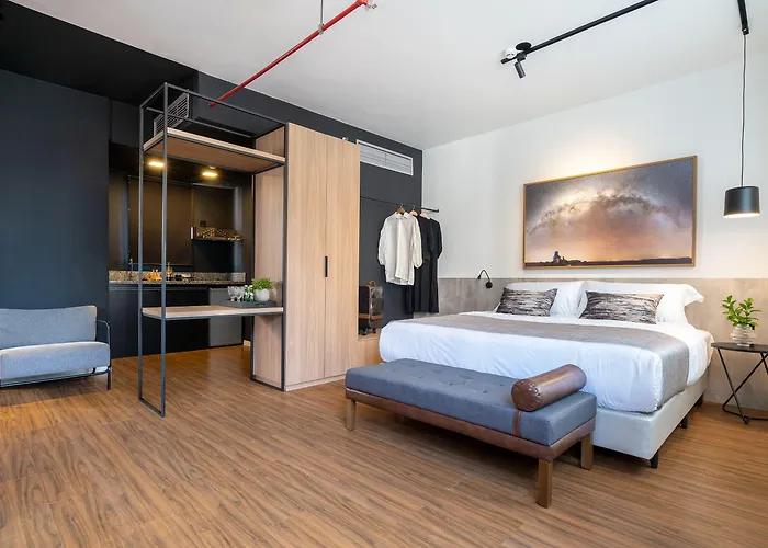 Swan Generation Hotel 4*